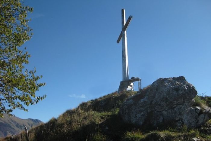 Croce di vetta Corna Trentapassi